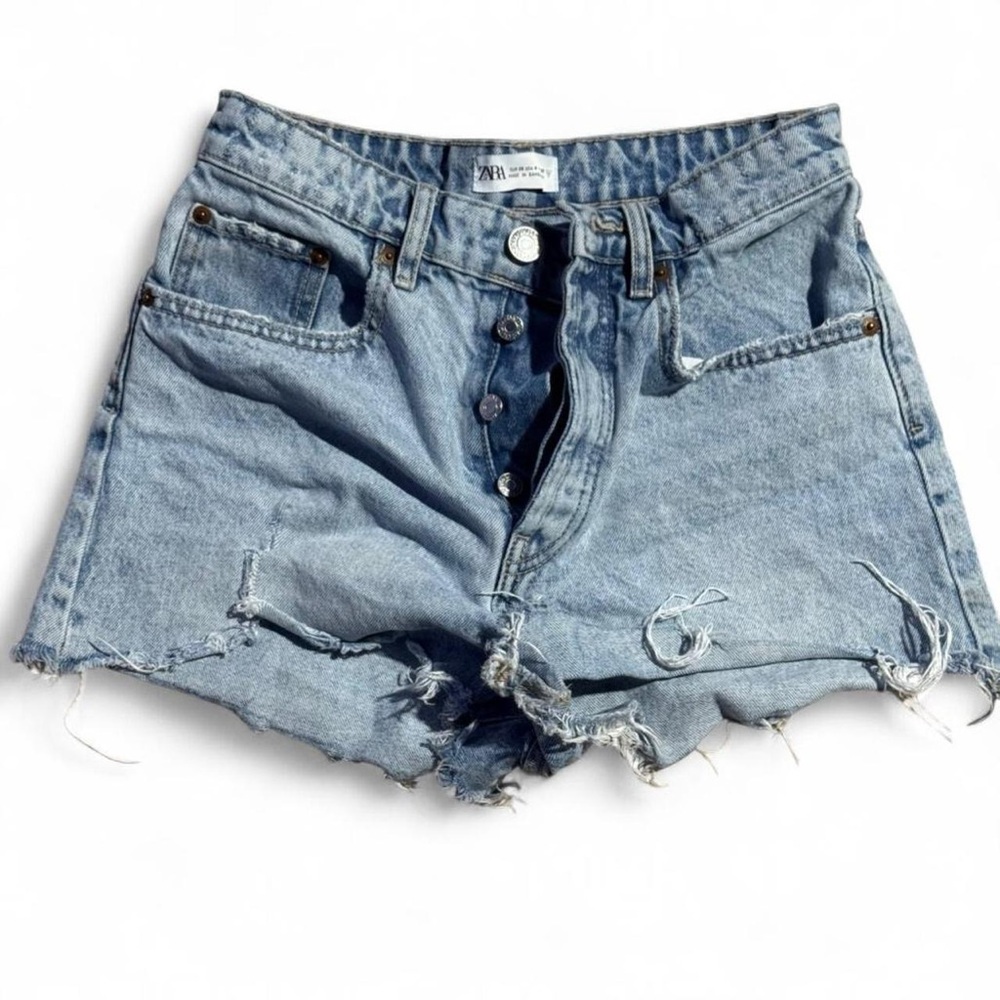 Zara High-Waisted Distressed Button-Fly Denim Shorts Size 4 Women’s